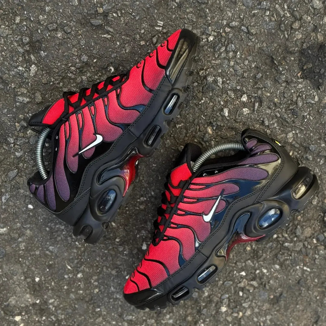 NIKE TN AIR MÁX PLUS UNISEX OFERTA 40% DESCUENTO