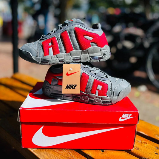 TENIS NK AIR MORE + PAR DE MEDIAS + EBOOK ELECTRÓNICO + OBSEQUIOS